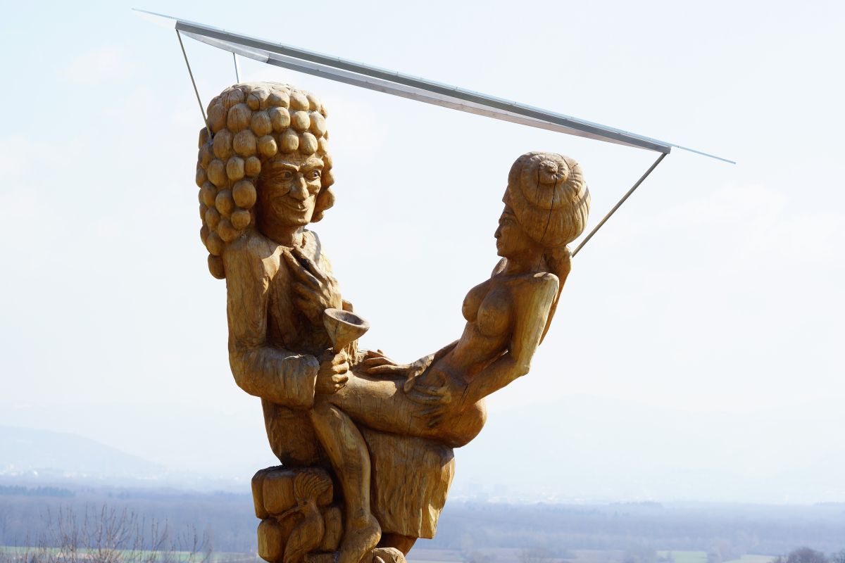 Bacchus vom Tuniberg, Wein Weib und Wiedehopf010