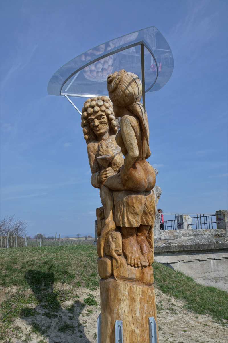 Bacchusvom Tuniberg, Wein Weib und Wiedehopf033